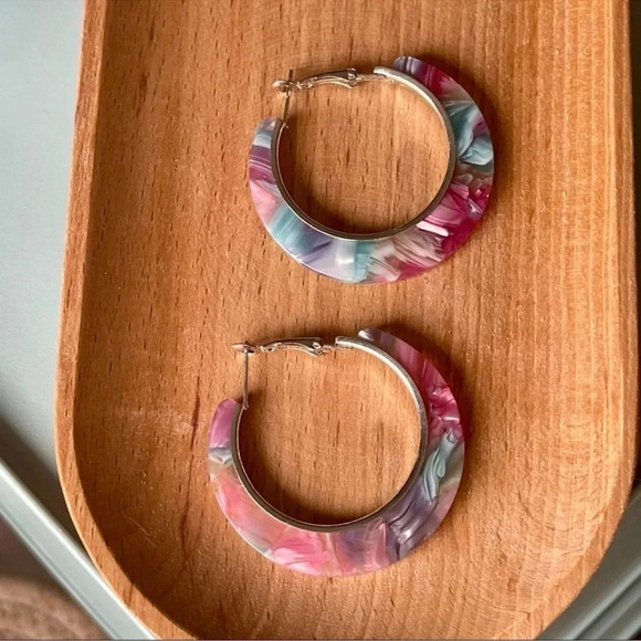 2 LEFT! Acrylic Pink & Blue Marbled Hoop Earrings - Picture 3 of 3